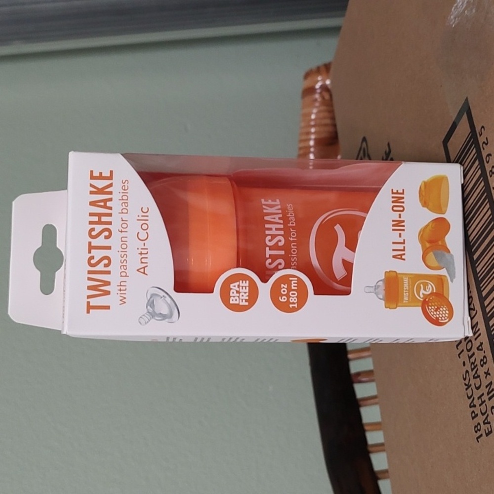 Twistshake Baby Bottle NIB